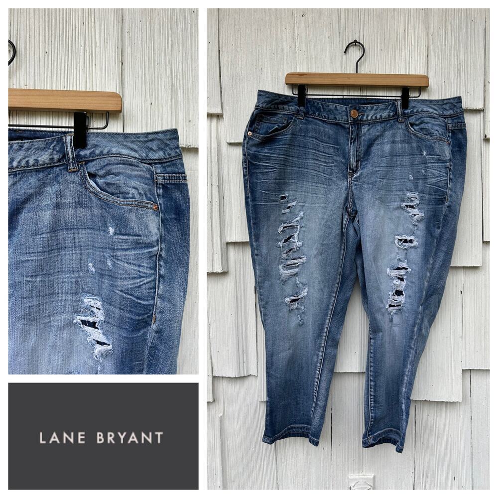 Lane Bryant Distressed Capri Denim Jeans Medium Wash Relaxed Fit‎ Size 20